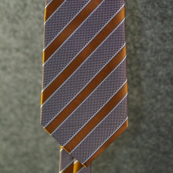 TwentyDollarTie Necktie Orange White Stripe Textured Silk Blend Modern - Picture 1 of 3